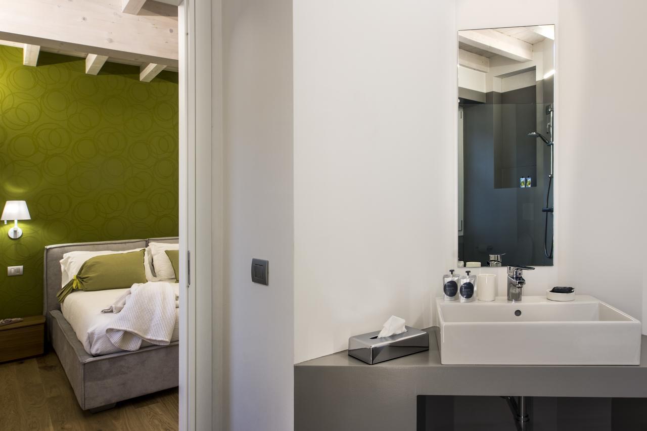 Manzoni 124 Bed&Relax Esine Exterior foto