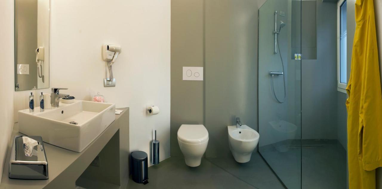 Manzoni 124 Bed&Relax Esine Exterior foto